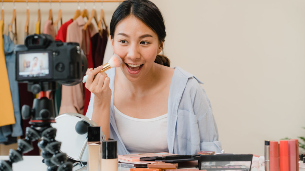 วิธีสร้างรายได้จาก YouTube