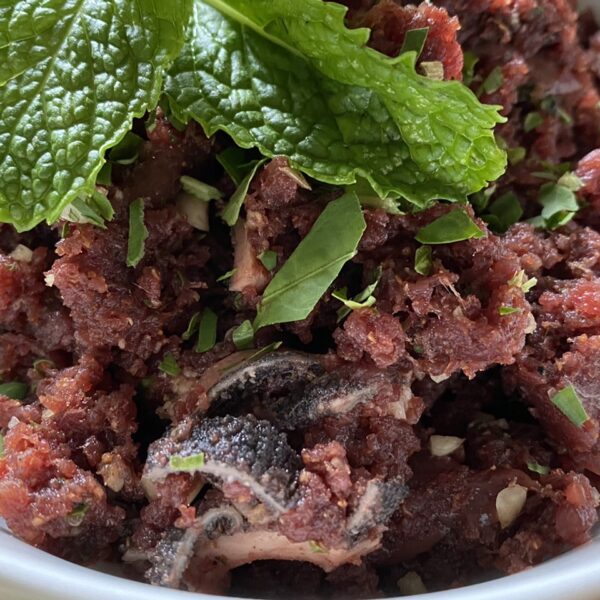 ลาบเหนือ สูตรพริกลาบ ร้านลาบต้นข่อย